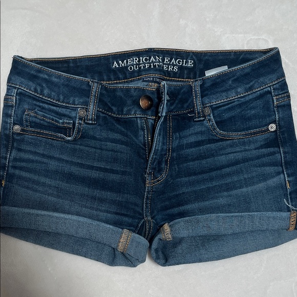 American Eagle Outfitters Indigo Blue Cuffed Denim Shorts - Picture 2 of 4